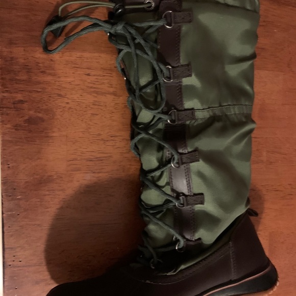 Pajar Canada Women’s winter grip boots - Picture 5 of 12